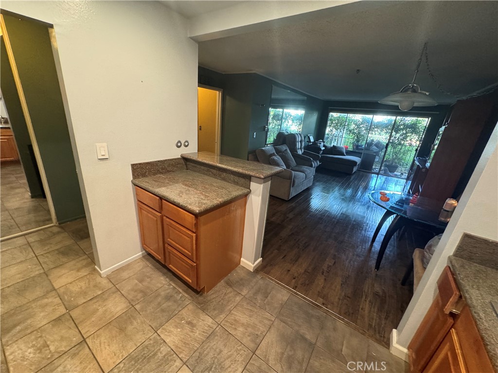 Versailles (VERS) - Residential