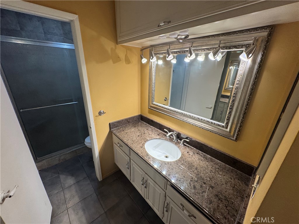 Versailles (VERS) - Residential