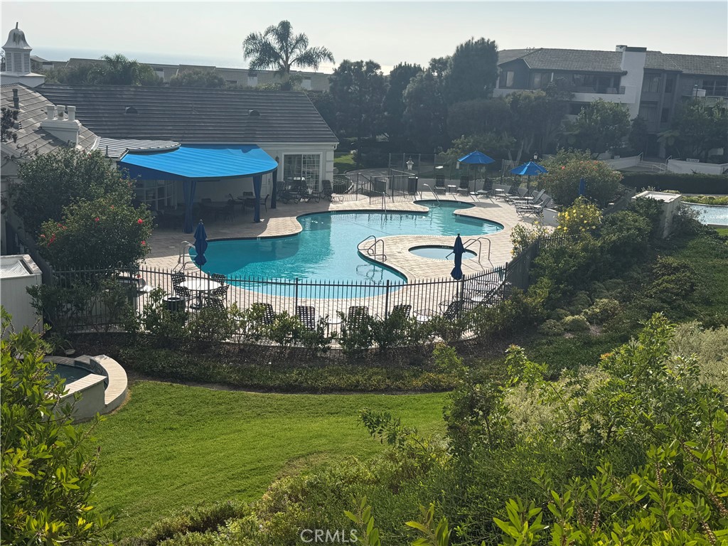 Versailles (VERS) - Residential