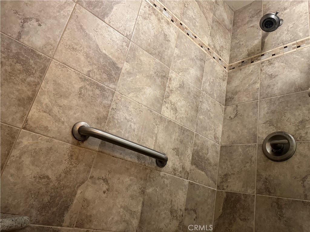 Versailles (VERS) - Residential