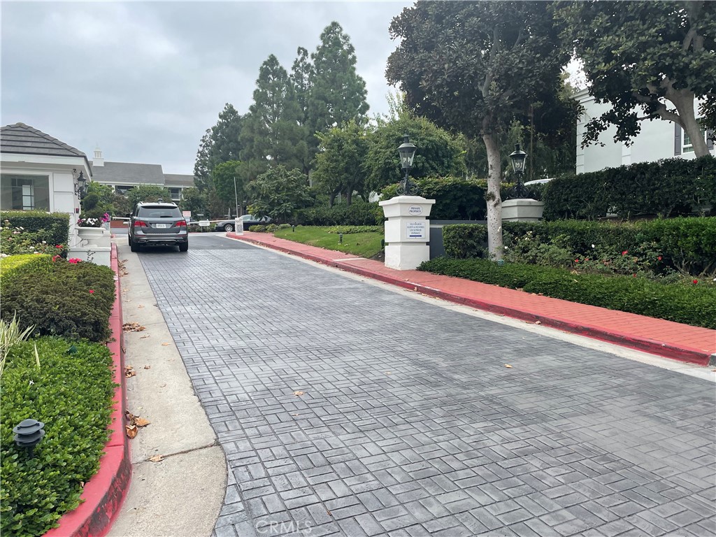 Versailles (VERS) - Residential