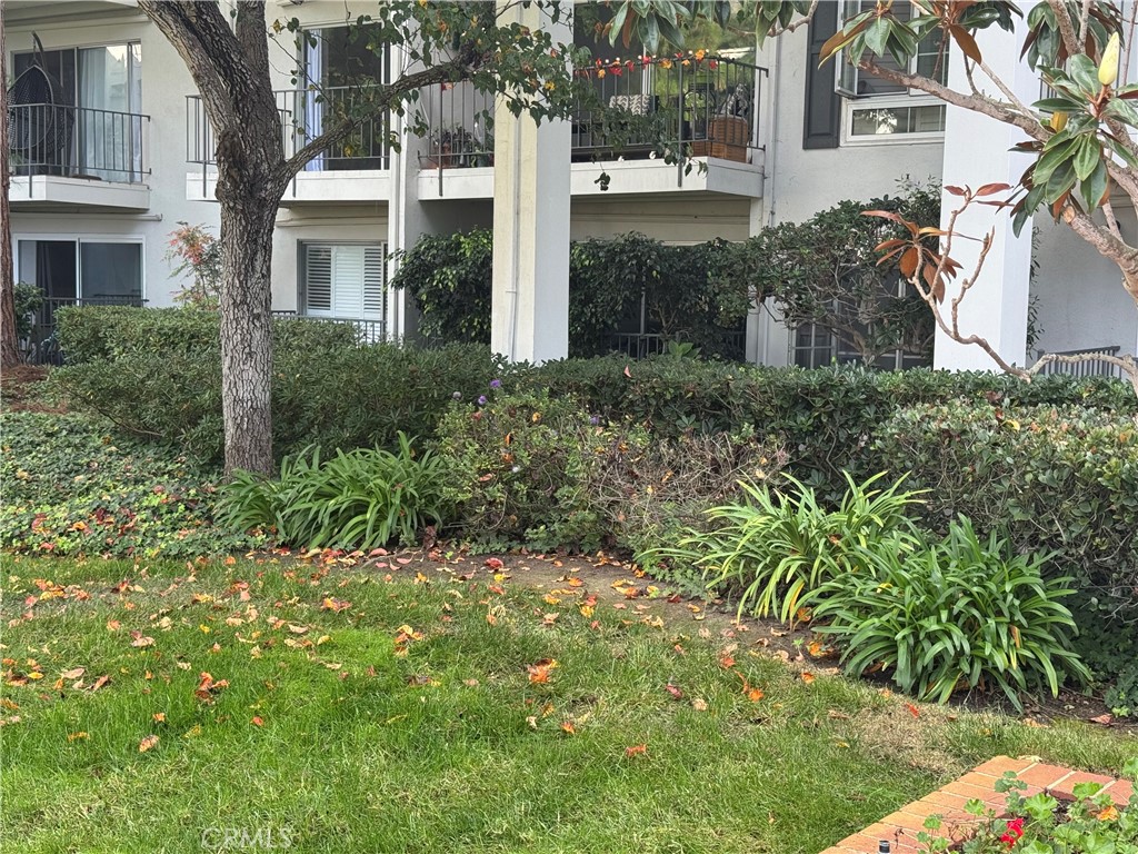 Versailles (VERS) - Residential