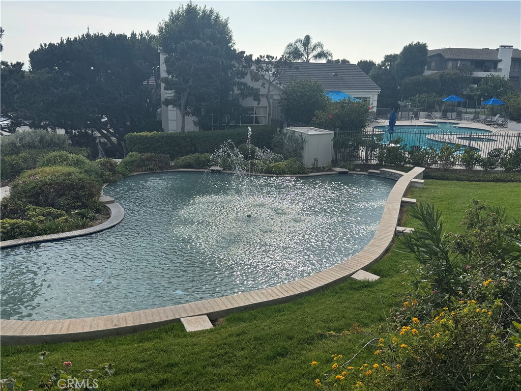 Versailles (VERS) - Residential