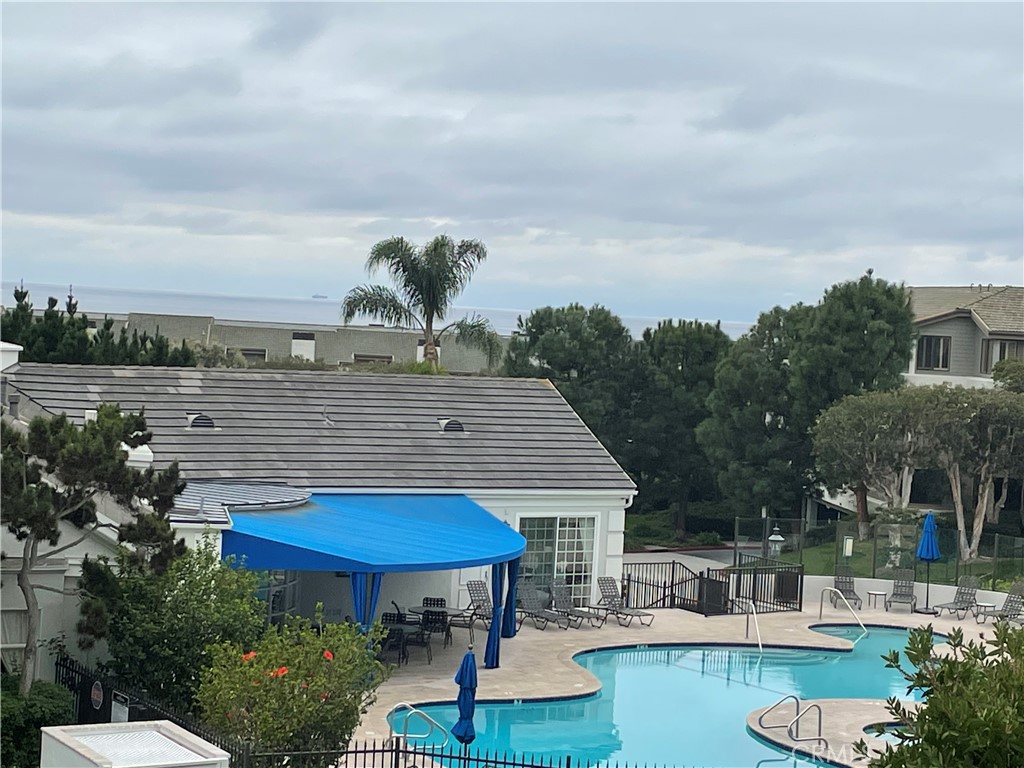 Versailles (VERS) - Residential