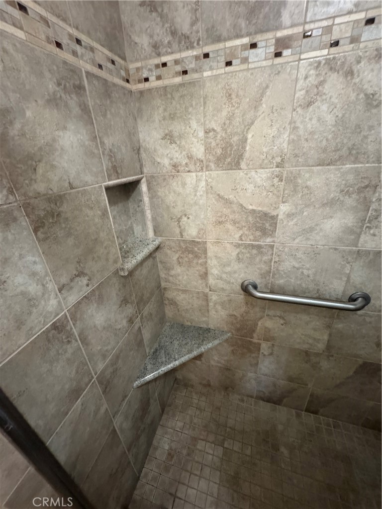 Versailles (VERS) - Residential