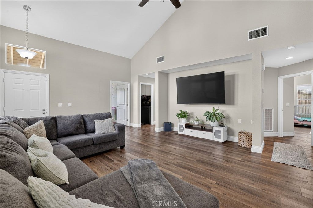 3728 Deer Walk