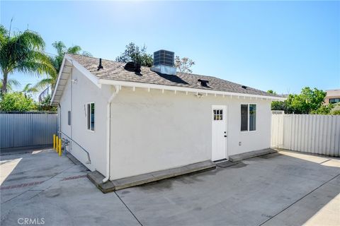 Photo of 9029 El Dorado Avenue, Sun Valley, CA 91352 (MLS # GD26028164)