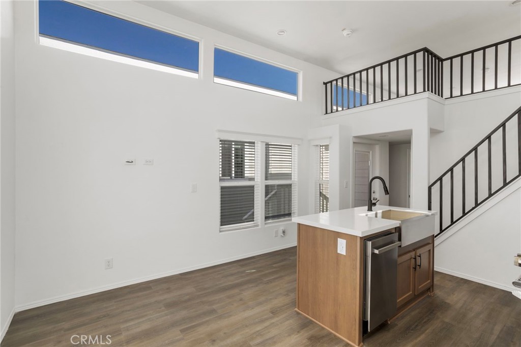 2548 Peck Road 12