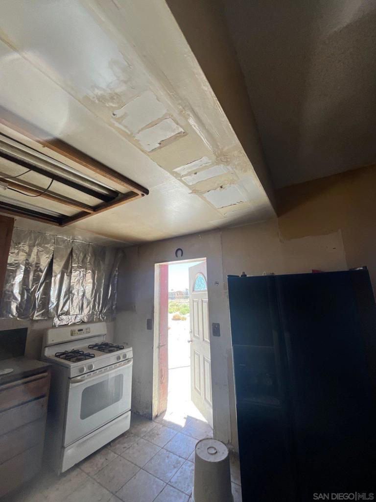 1055 Calle De Amistad