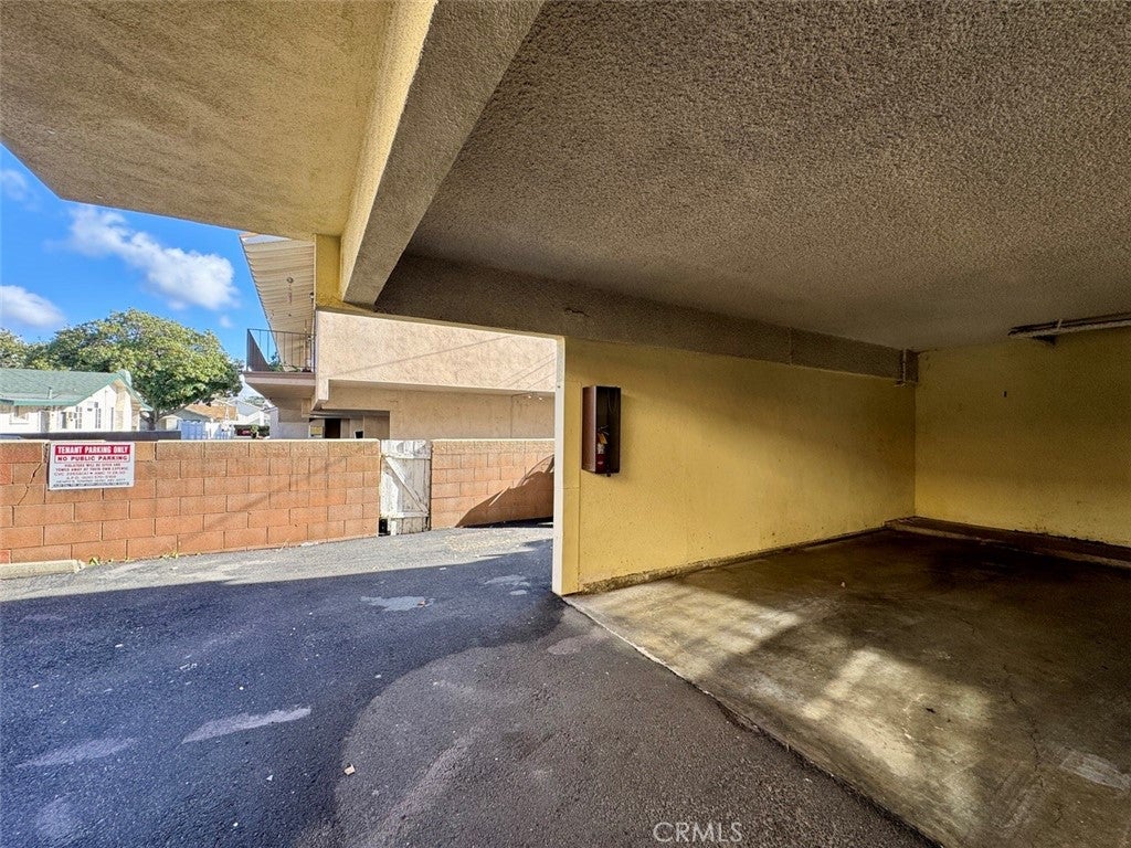 320 N Stoneman Avenue
