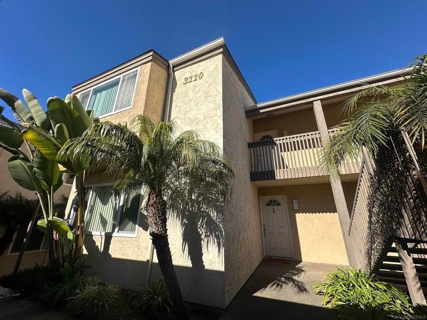 Beautifully upgraded 1 bedroom condo available on 1/07/2026.   This upstairs corner condo is easy access to and from parking lot and in proximity to a community pool.  Condo is appointed with modern white cabinets, grey countertops, mirrored closet doors, large primary closet, upgraded bathroom, dual pane windows and more.   Easy access to I-5 and SR-52.  Villa La Jolla offers 2 swimming pools, 2 spas, a fitness center and a clubhouse.