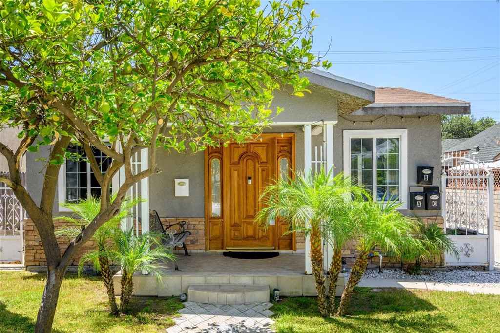 Properties 1 720 W California Avenue