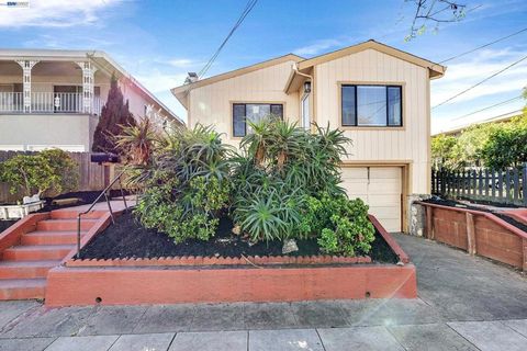 Photo of 3626 Midvale Ave Ave, Oakland, CA 94602 (MLS # 41127804)