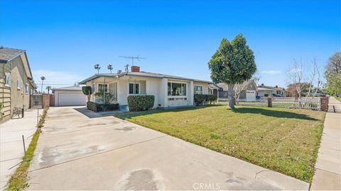 Photo of 941 W Yale Street, Ontario, CA 91762 (MLS # CV26059833)