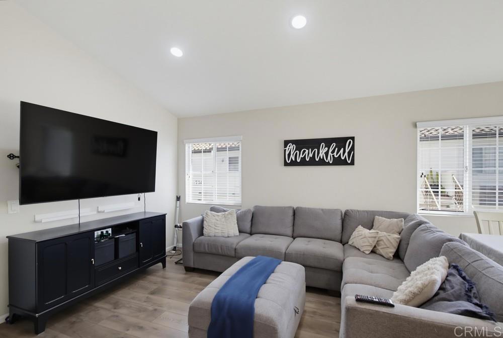 748 Eastshore 114