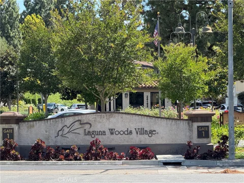 2260 Via Puerta Unit P, Laguna Woods, CA 92637 - MLS#: PW26090297