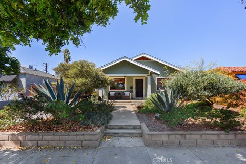 Photo of 3717 Falcon Avenue, Long Beach, CA 90807 (MLS # RS26188842)