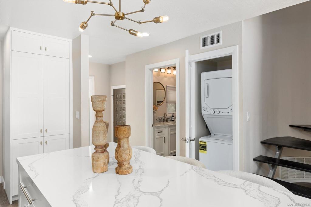 La Costa - Residential