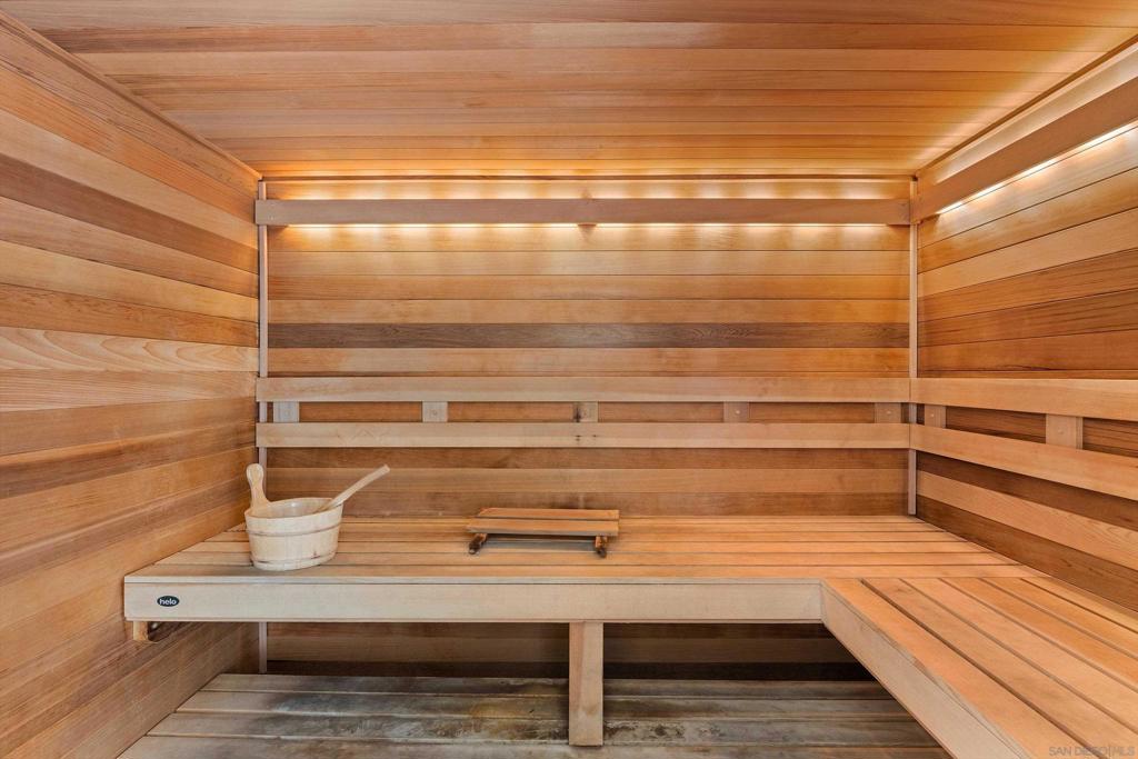 La Costa - Residential