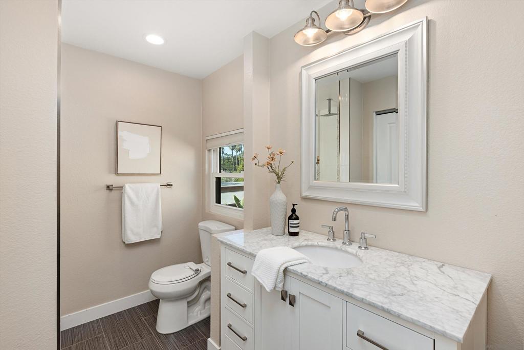 La Costa - Residential