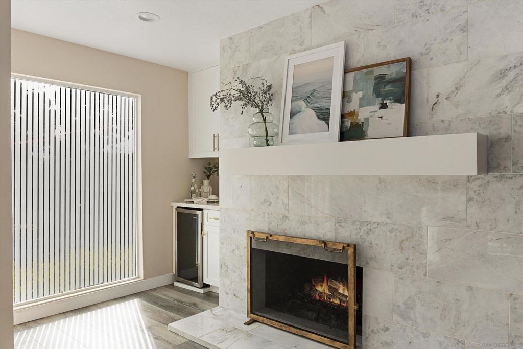 La Costa - Residential