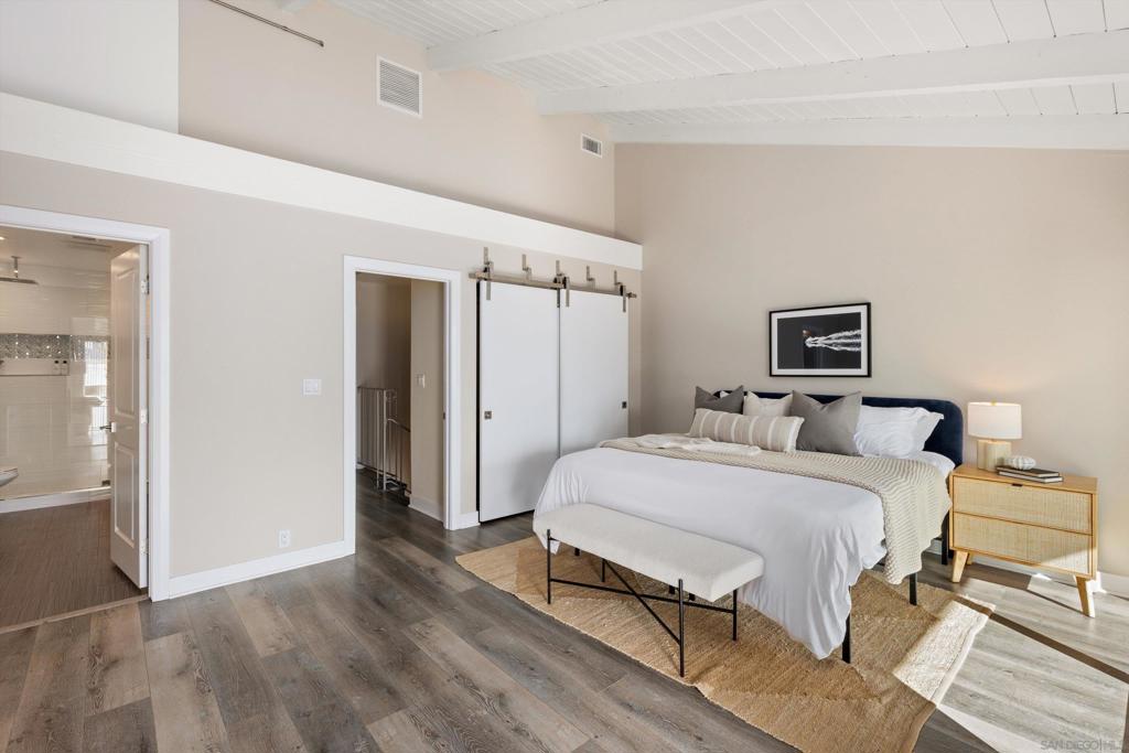 La Costa - Residential