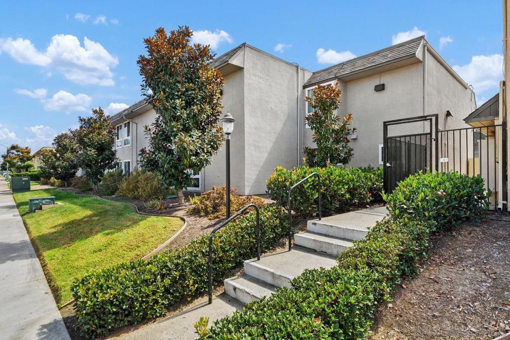 Clairemont - Residential
