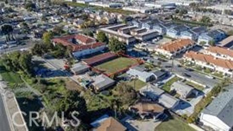 8524 Park Street Bellflower CA 90706