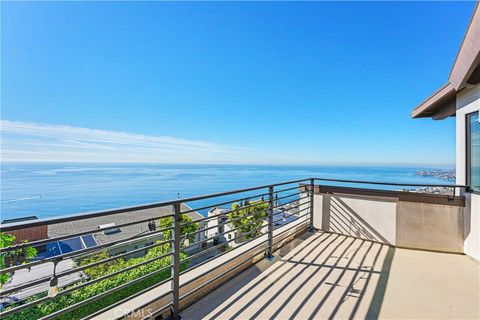 Tiny photo for 2590 Iris Way, Laguna Beach, CA 92651 (MLS # OC26005869)