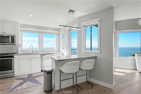 Tiny photo for 2590 Iris Way, Laguna Beach, CA 92651 (MLS # OC26005869)