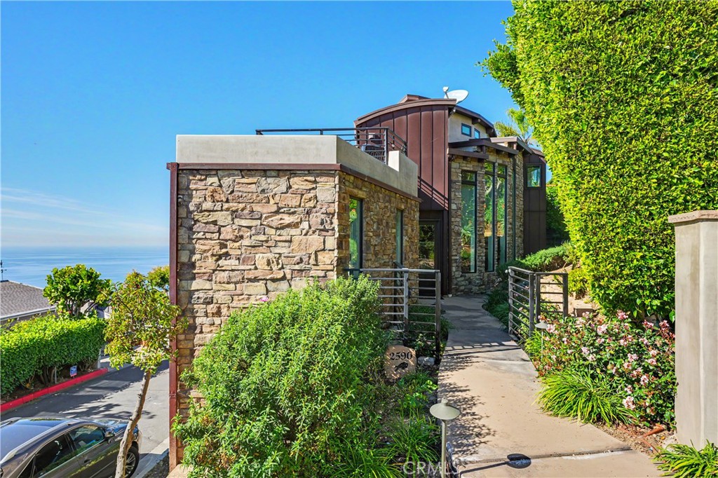 2590 Iris, Laguna Beach CA 92651 - Photo 13