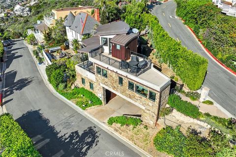 Tiny photo for 2590 Iris Way, Laguna Beach, CA 92651 (MLS # OC26005869)