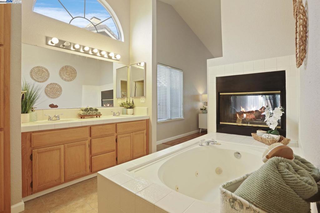 CIRCLE B RANCH - Residential