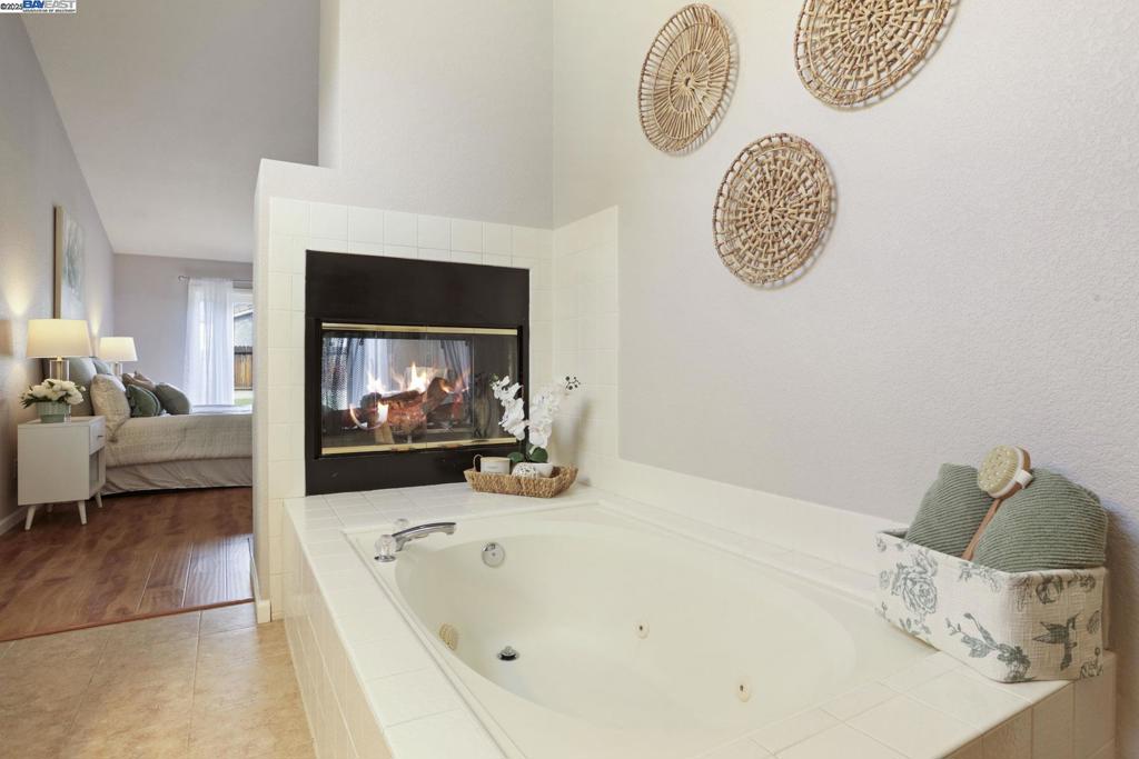 CIRCLE B RANCH - Residential