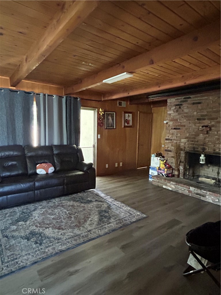 10135 Nichols Street