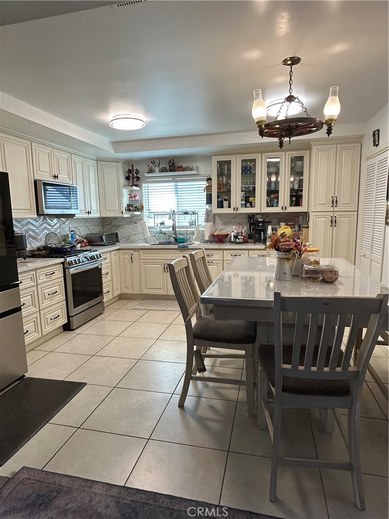 10135 Nichols Street