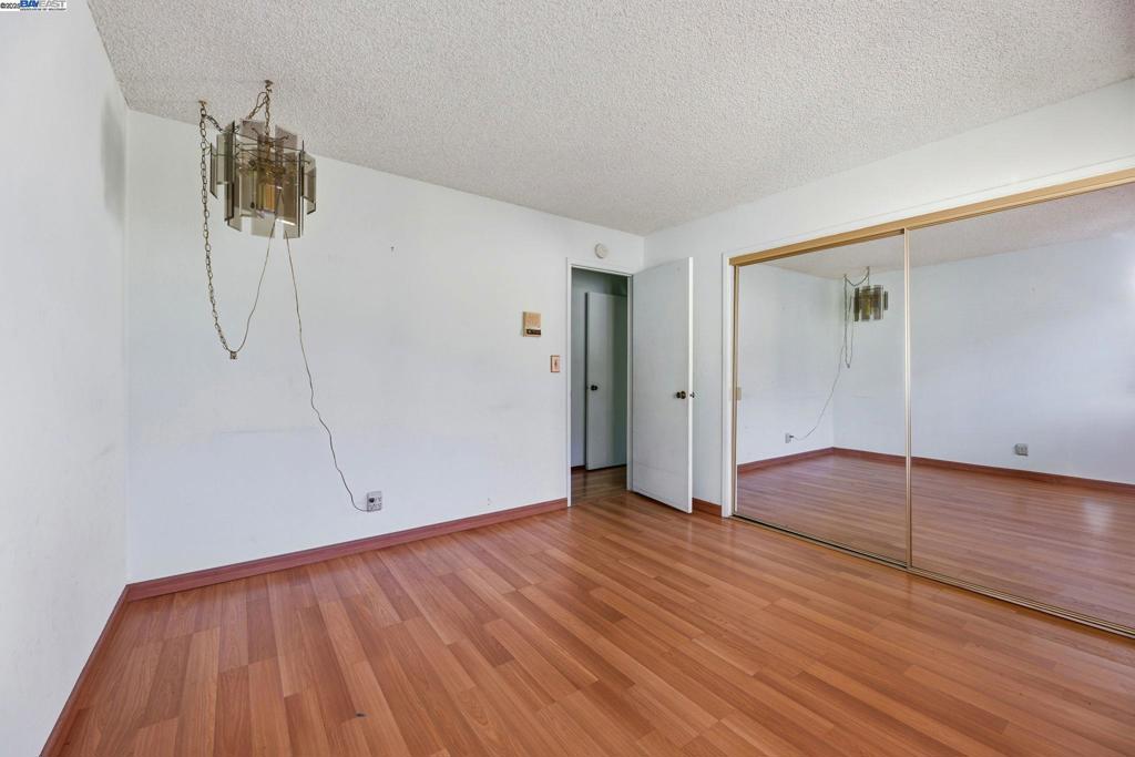 SEQUOYAH HILLS - Residential