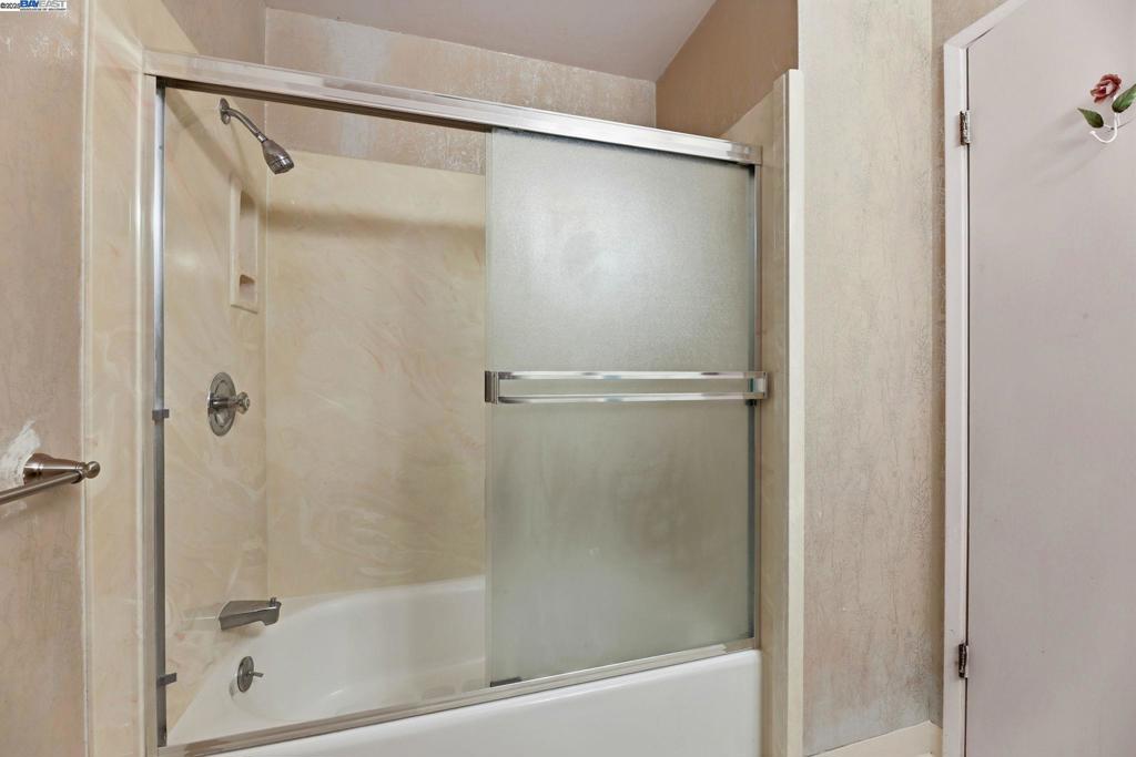 SEQUOYAH HILLS - Residential