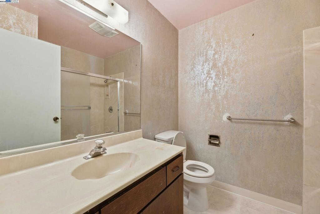 SEQUOYAH HILLS - Residential