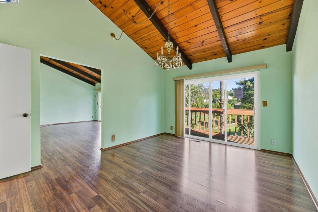 SEQUOYAH HILLS - Residential