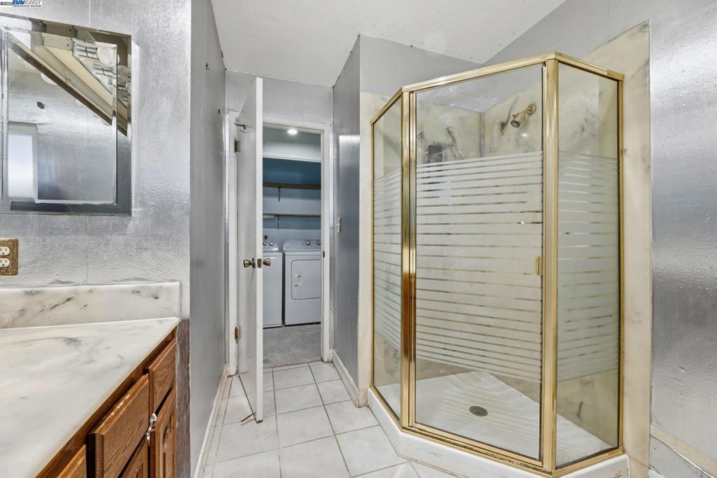 SEQUOYAH HILLS - Residential