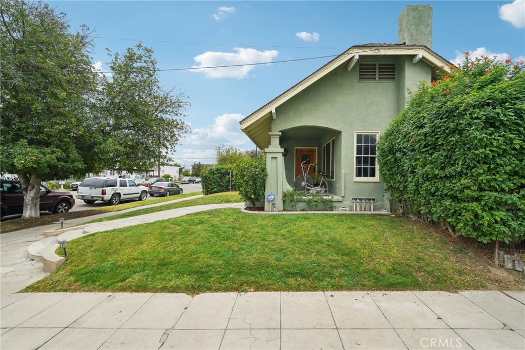 891 N 9th Street