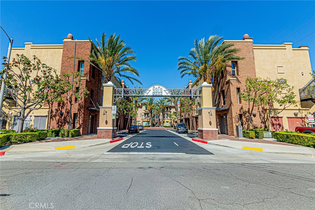 Discover this exceptional Two Story Townhome- condo in SOCO Walk in the heart of Fullerton!
This unique and spacious unit offers 3 Bedrooms and 3 Bathrooms across approximately 1,780 square feet.
Either you walk-in through the side-by-side garage or the main entrance, the entry level offers a private, great size Full Bedroom, ensuite Bath ideal for multigenerational living, guests, or a private office setup.
Upstairs you’ll find an Upgraded kitchen with complete granite countertops, stainless steel appliances, walk in pantry and elegant cabinetry.
The Primary suite offers luxurious ensuite bathroom with dual sinks and a large walk-in shower along with side by side double closets.
The last Bedroom offers access to a balcony with its own great size private bathroom as well.
The dining and living area is filled with natural light, upgraded hardwood flooring, perfect for relaxing and enjoying the sky view! EV charger inside the Garage.
This unit is situated just steps away from the Metrolink, Downtown Fullerton, Soco District, Trendy shops and restaurants, Entertainment, Cal State Fullerton, St. Jude and Freeways! Don’t miss out on this rare opportunity to own a piece of downtown Fullerton!