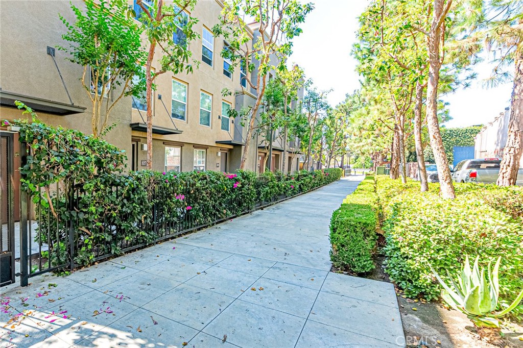 Fullerton Heights (FULH) - Residential