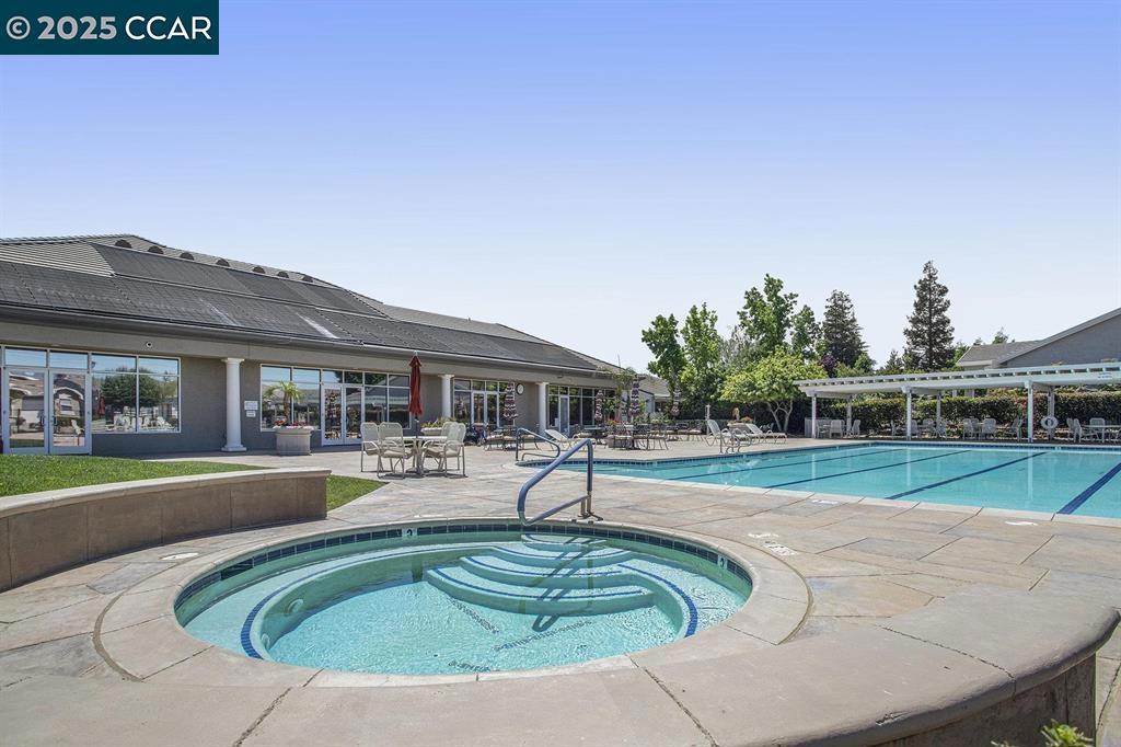 SUMMERSET 2 - Residential