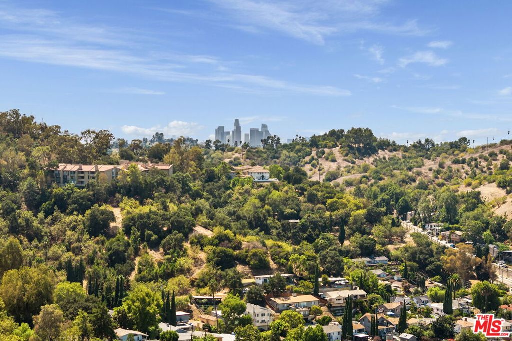 616 Coleman Avenue