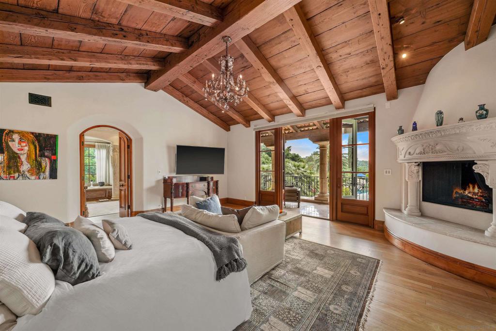 Rancho Santa Fe - Residential
