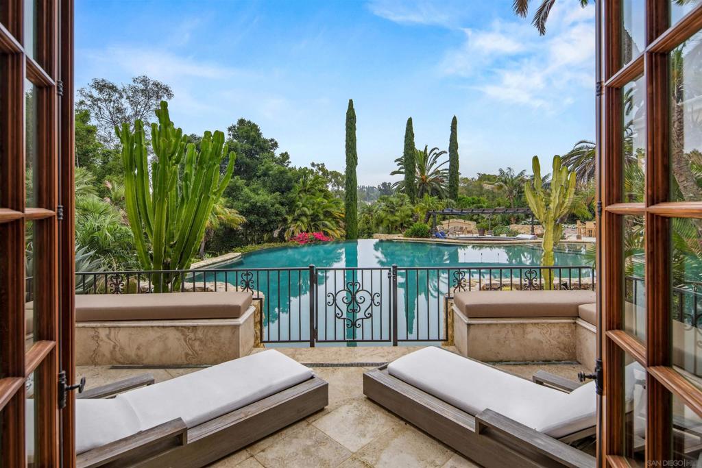 Rancho Santa Fe - Residential