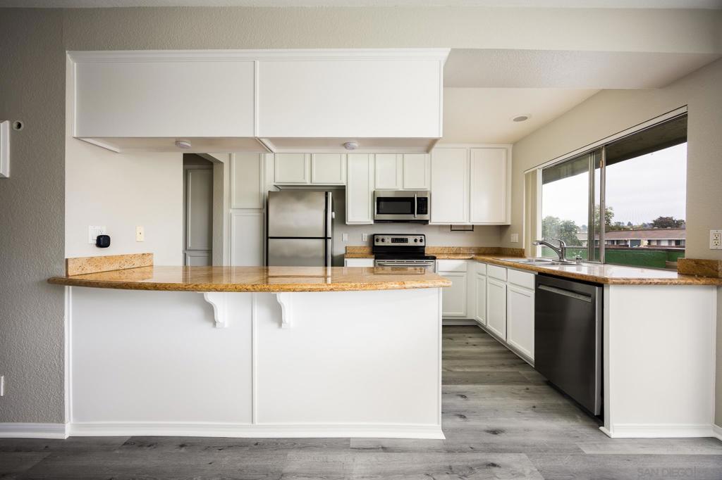 615 Fredricks Ave 134