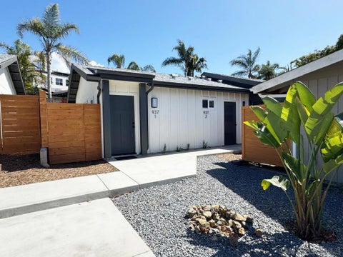 Photo of 931 937 Regal Rd. RD, Encinitas, CA 92024 (MLS # 260022191SD)